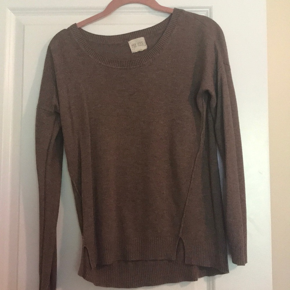 Brown sweater